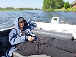 Relaxen Dove Elbe