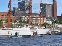 Hfengeburstag mit Bootsbrand