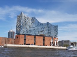 Hfengeburstag mit Bootsbrand