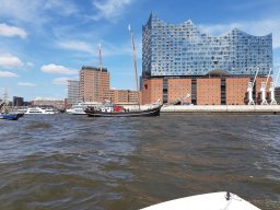 Hfengeburstag mit Bootsbrand