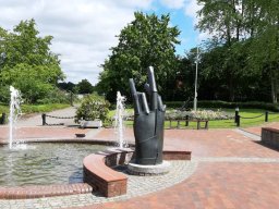 AutoTrip Schiffshebewerk mit Blick aus Atomkraftwerk Geeshacht