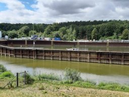 AutoTrip Schiffshebewerk mit Blick aus Atomkraftwerk Geeshacht