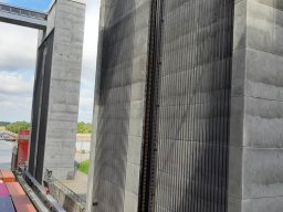 AutoTrip Schiffshebewerk mit Blick aus Atomkraftwerk Geeshacht