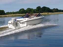 Lübeck Trave mit Timm